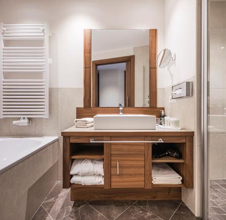Bathroom of the Suite with shower and bathtub