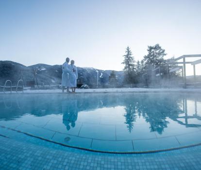 Das Außenschwimmbad im Winter