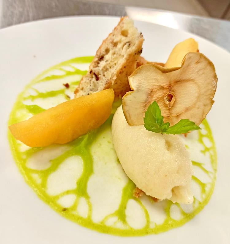 Apple Variation